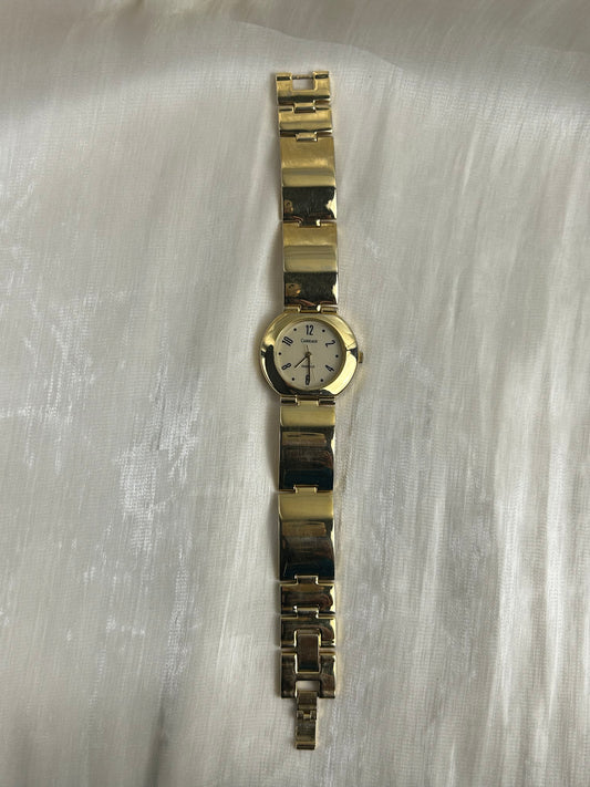 Gold Tone Chunky Watch 7'